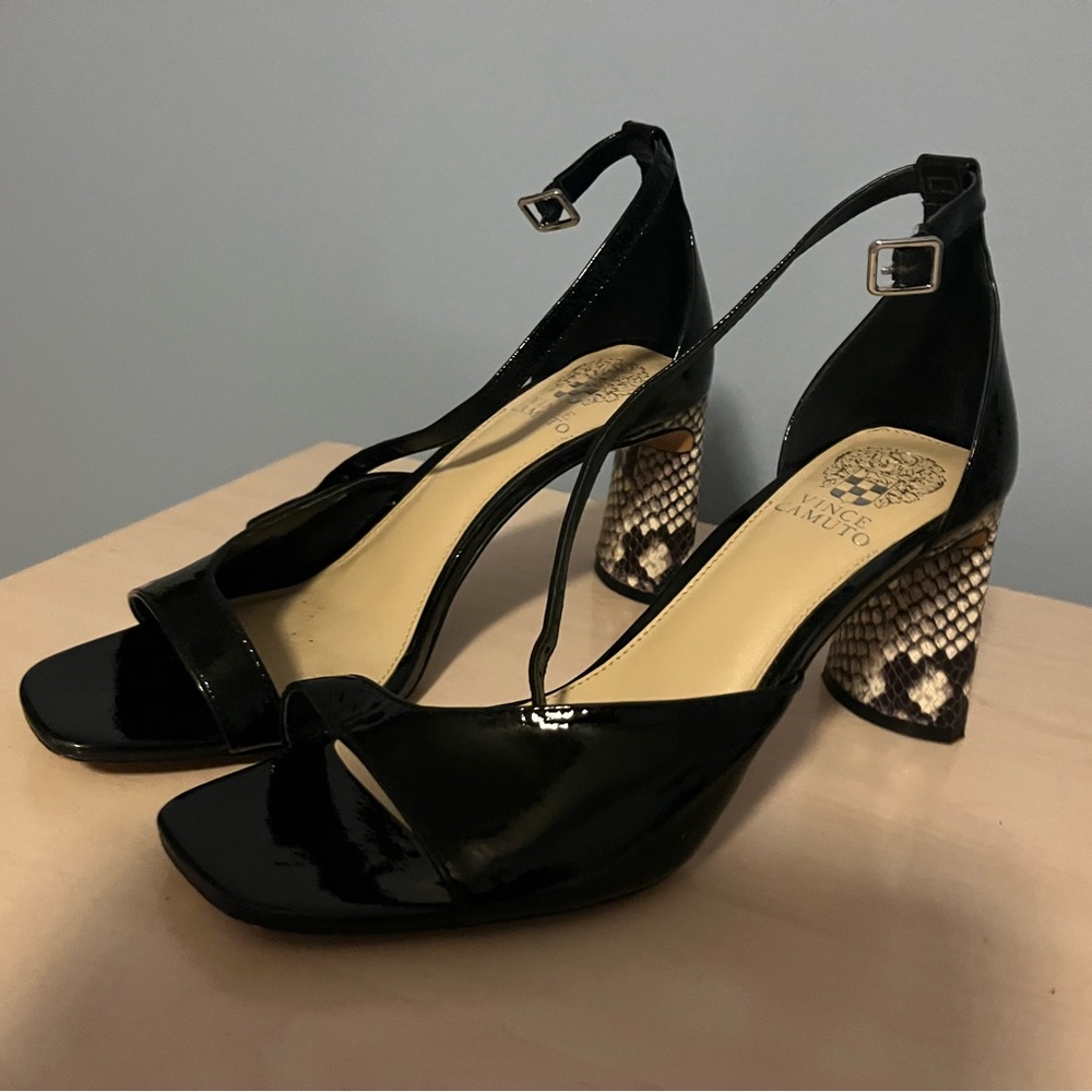 Vince Camuto Size 9 black patent heels